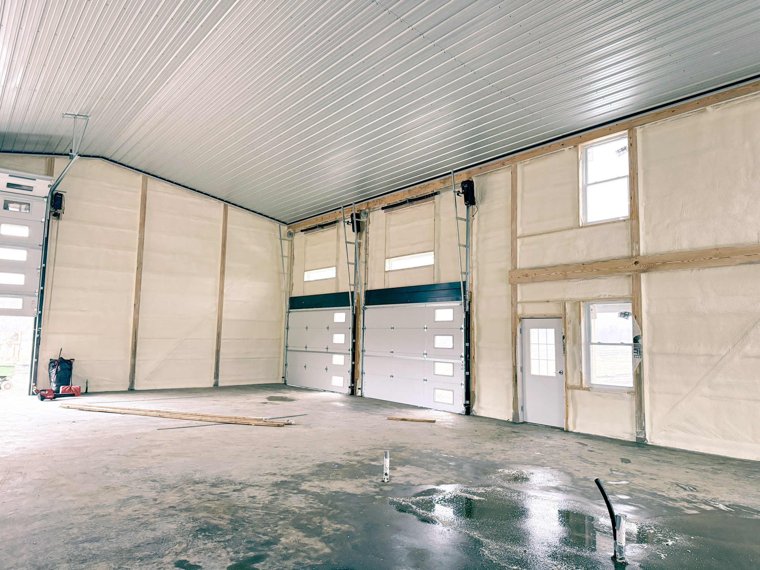 Spray Foamed Pole Barn With Garage Doors